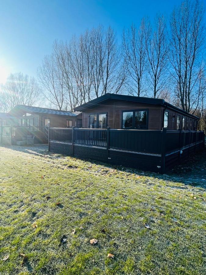 Loki'S Retreat Lodge With Hot Tub York Kültér fotó